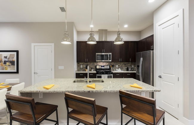 4 BR 4 BA Villa 5min Disney Family Getaway - Foto 3