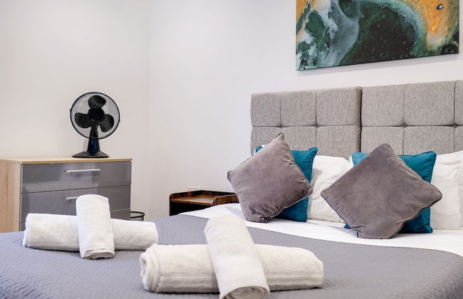 Modern 1 Bedroom Apartment - Camberley - Foto 13