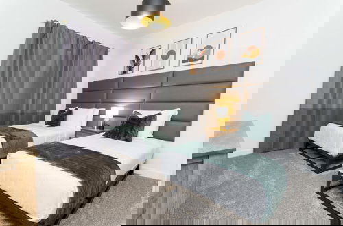 Foto 4 - Super Luxury Modern Home Prime Location