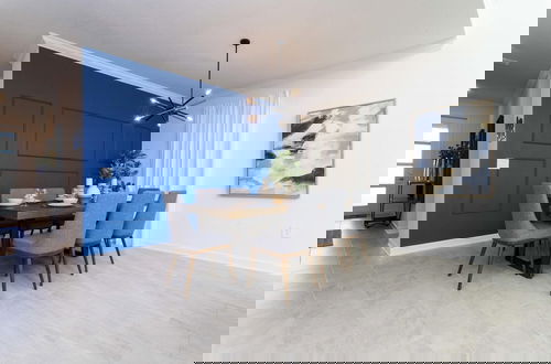 Foto 9 - Super Luxury Modern Home Prime Location