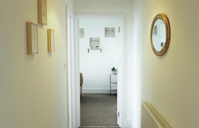 Clean, Spacious 2-bed Apartment in Brierley Hill - Foto 11