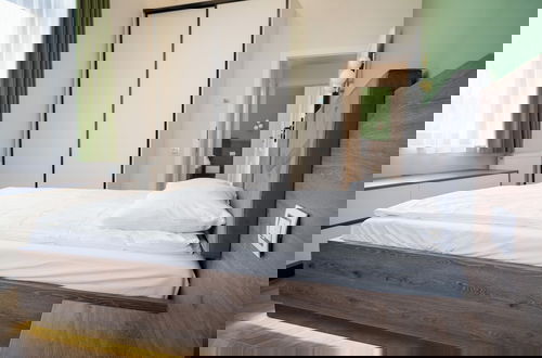 Foto 3 - PoshSpot Apartments