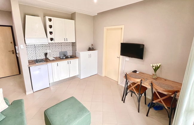 Belle Vue Apartments - Photo 8