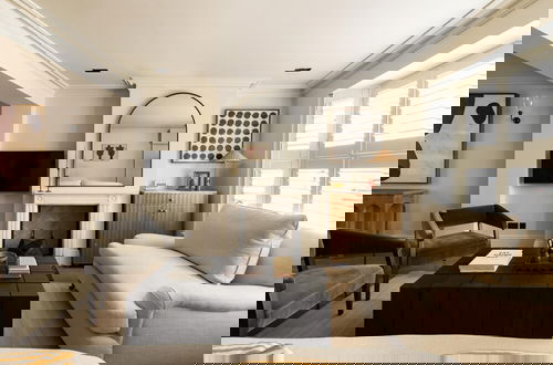 Foto 1 - The Kensington House by Hok Living