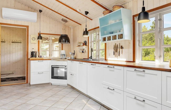 8 Person Holiday Home in Jerup - Foto 5
