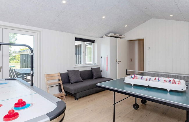 8 Person Holiday Home in Bindslev - Foto 12