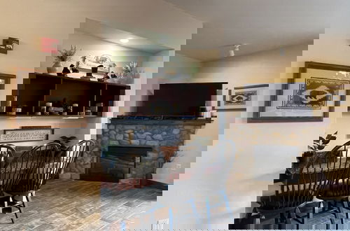 Foto 42 - Bearadise Dreams 2 Bedroom Condo by RedAwning