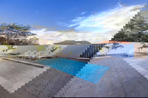 Foto 1 - Brand New 3BR 2BA w Private Pool Near Palm Beach