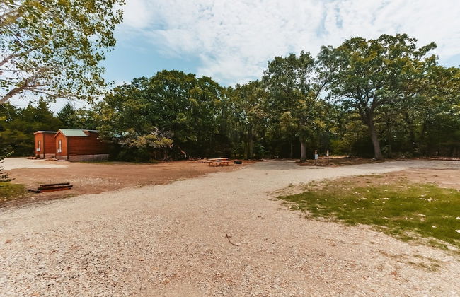 Cabin 9 ~ Toronto Lake: Fishing, Swimming & More! 1 Bedroom Cabin by RedAwning - Foto 23