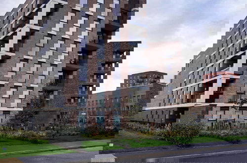 Foto 1 - Brand New Stunning 2-bed Apartment in Dagenham