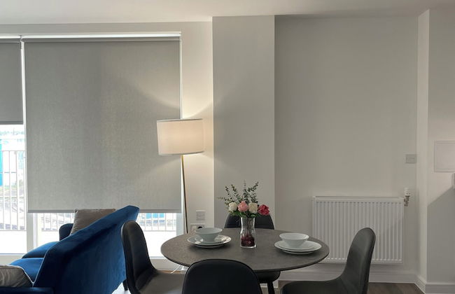 Brand New Stunning 2-bed Apartment in Dagenham - Photo 9