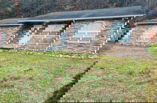 Foto 58 - Modern Mountain Gamers Getaway