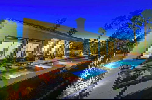Foto 23 - Legends by Avantstay Stunning Golf Villa Featuring Spa, Pool & Fire-pit