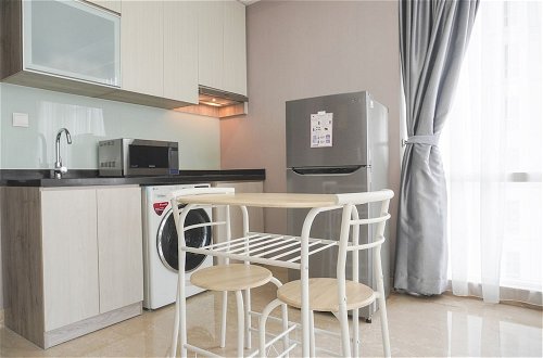 Foto 11 - Modern Look And Comfy 2Br Menteng Park Apartment
