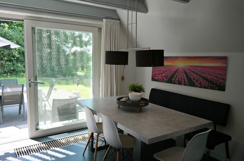 Photo 13 - 6 Pers. House With Sunny Terrace at a Typical Dutch Canal & by Lake Lauwersmeer