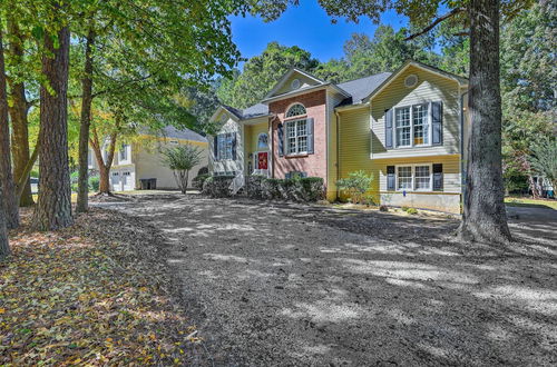 Photo 1 - Peaceful Dallas Home w/ Deck + Charcoal Grill