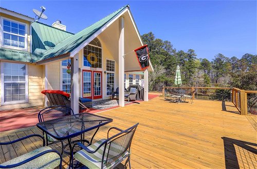 Photo 1 - Waterfront Vacation Rental Home on Lake Sinclair