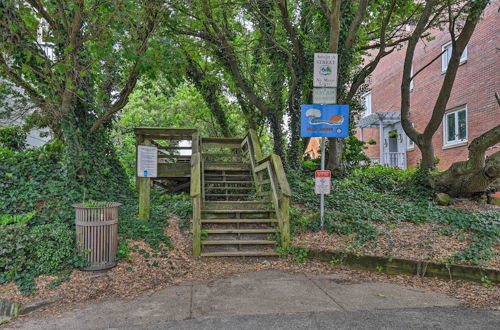 Photo 9 - Vivid Home w/ Porch: Walk to Ocean View Beach