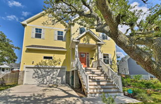 Photo 3 - Vivid Home w/ Porch: Walk to Ocean View Beach