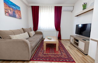 Photo 3 - Dodona Apartments