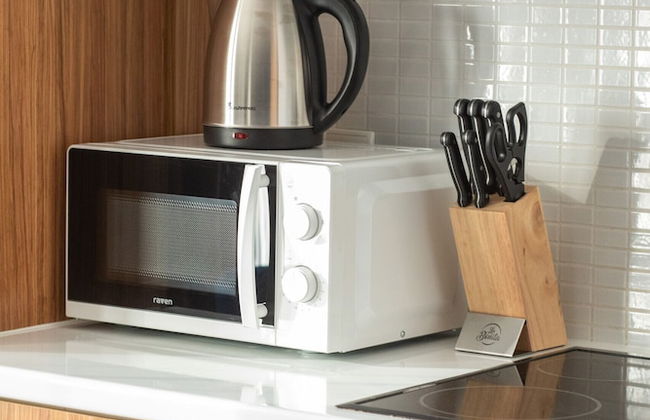 Mysterious Blue Apartment by Renters - Photo 19