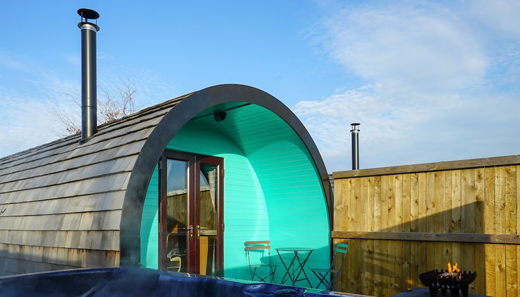 Foto 1 - Deluxe Glamping Pod With Hot Tub in Frodsham