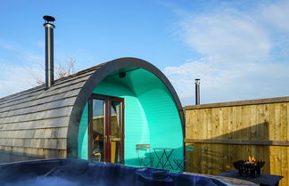 Foto 1 - Deluxe Glamping Pod With Hot Tub in Frodsham