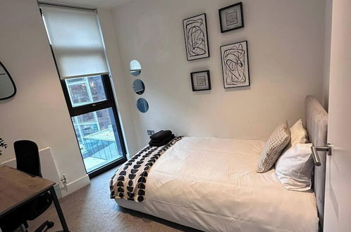 Foto 6 - Exquisite 2-bed Apartment in Central London