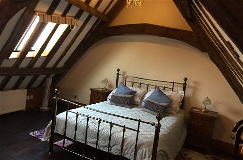 Foto 7 - Captivating Tudor 2 Bedroom Apartment in Ipswich