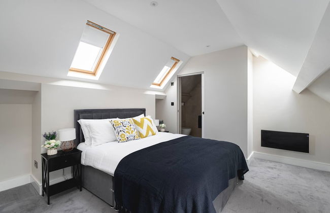 Skyvillion -4bed Cozy Cockfosters Apt Mins To Tube - Foto 5