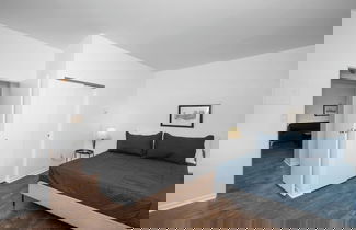 Foto 3 - Northside Suite 1