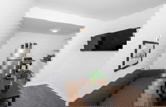 Foto 1 - Northside Suite 1