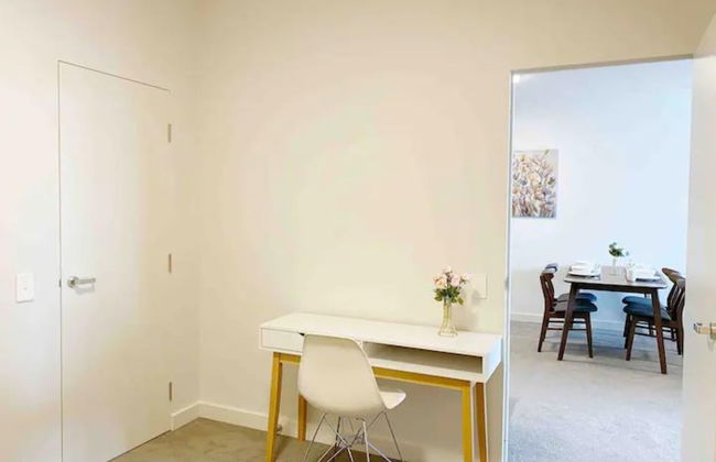 Modern apartment in Cannington - Photo 10