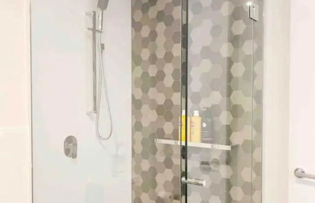 Modern apartment in Cannington - Photo 17