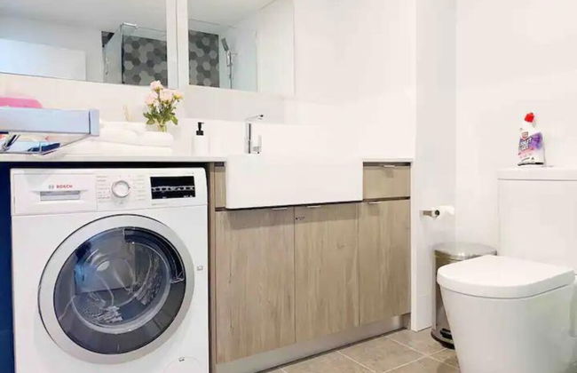 Modern apartment in Cannington - Photo 15