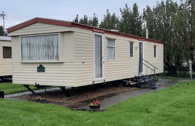 Beautiful 3-bed Static Caravan in Skegness - Photo 1