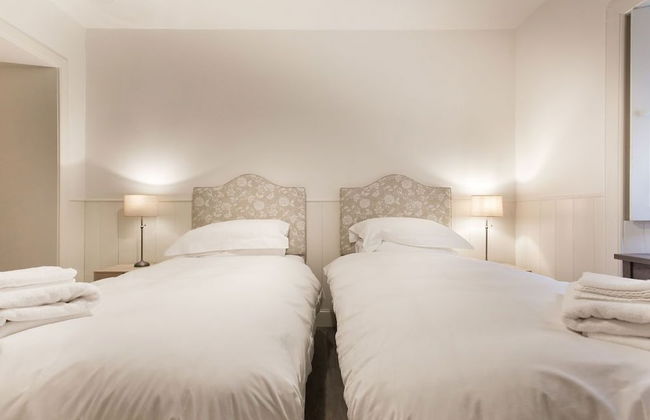 JOIVY Stunning 3 Bed Lodge With Gardens At Gilmerton House - Foto 6