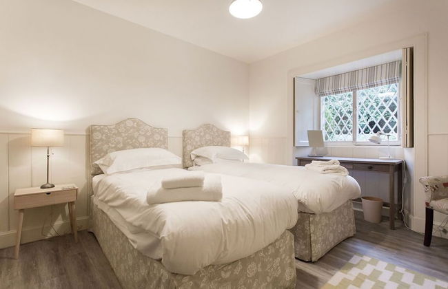 JOIVY Stunning 3 Bed Lodge With Gardens At Gilmerton House - Foto 3