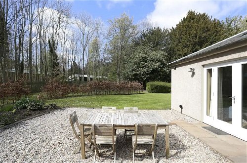 Photo 33 - Altido Stunning 3 Bed Lodge With Gardens At Gilmerton House
