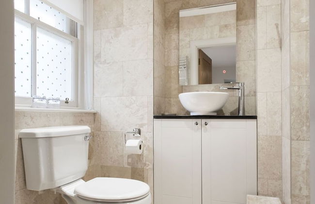 JOIVY Stunning 3 Bed Lodge With Gardens At Gilmerton House - Foto 29