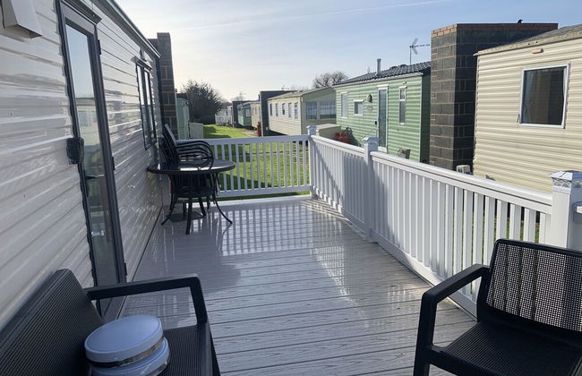 Lovely 2 Bed Chalet in Clacton-on-sea - Foto 14