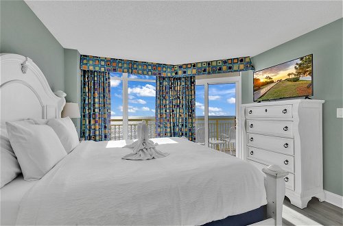 Photo 9 - Baywatch Resort Oceanfront Dream Maker