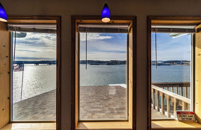Redbud Retreat Amenity-filled Waterfront Home! - Foto 49