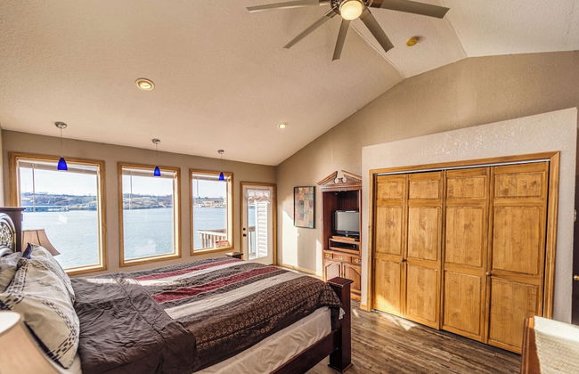 Redbud Retreat Amenity-filled Waterfront Home! - Foto 4