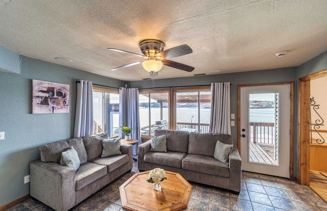 Redbud Retreat Amenity-filled Waterfront Home! - Foto 23