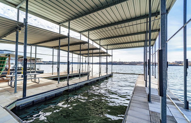 Redbud Retreat Amenity-filled Waterfront Home! - Foto 40