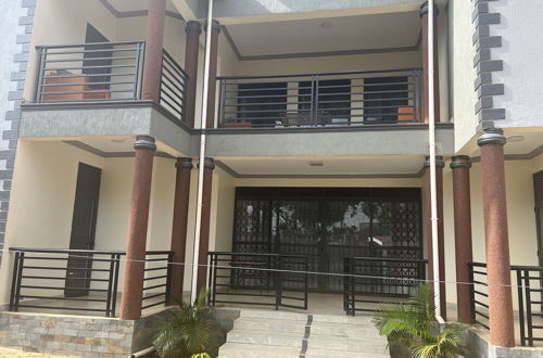 Photo 31 - Inviting 9-bed Villa in Kampala