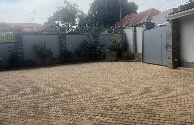 Inviting 9-bed Villa in Kampala - Foto 16