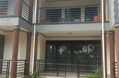 Photo 36 - Inviting 9-bed Villa in Kampala
