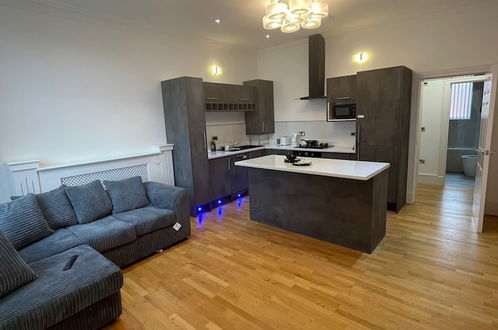 Photo 1 - Impeccable 1 Bed Apartment in Wolverhampton